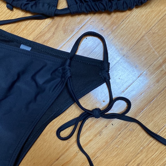 Black String Bikini - Picture 3 of 4